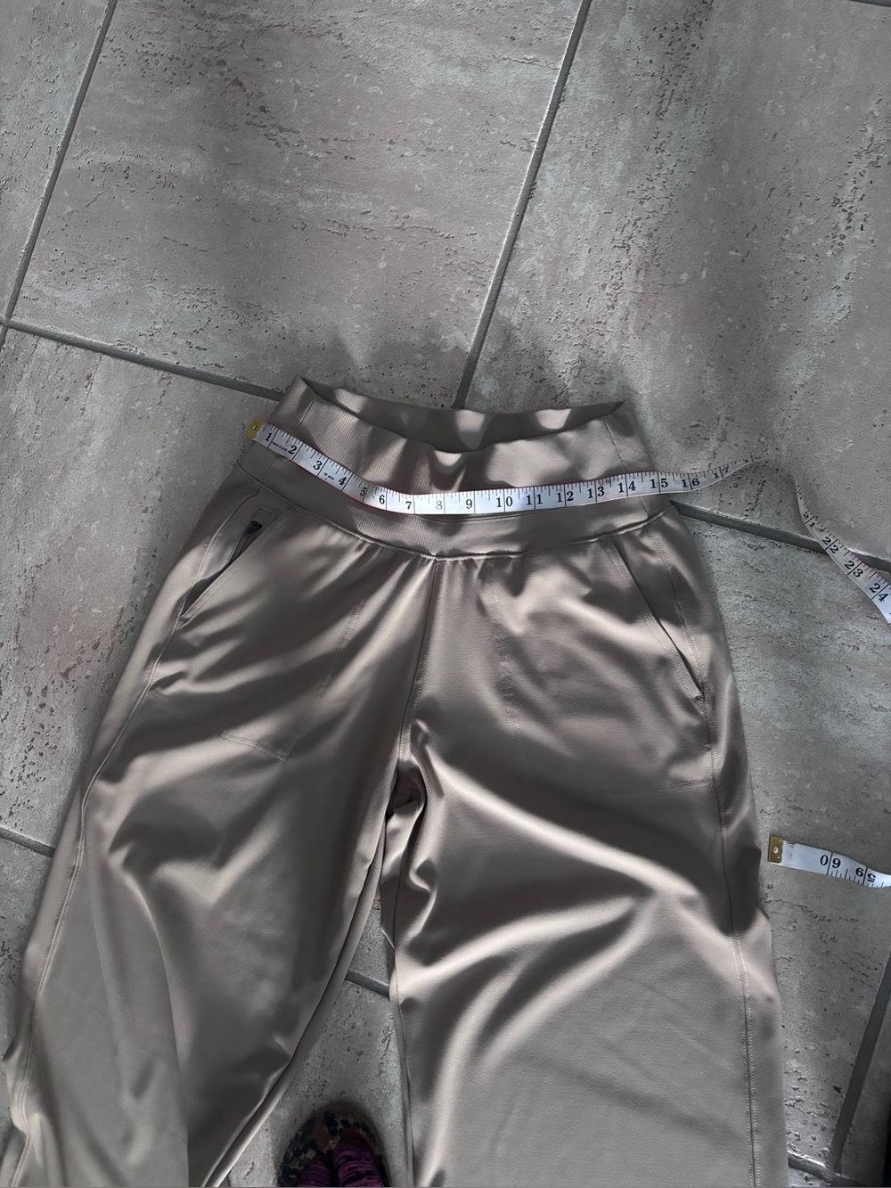 Athleta Womens Pants Venice Wide Leg High Rise Athletic Active Size Small Taupe - Picture 7 of 12